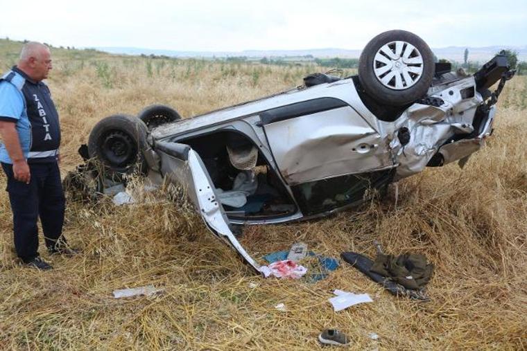 Yoldan çıkan araç takla attı: Çok sayıda yaralı!