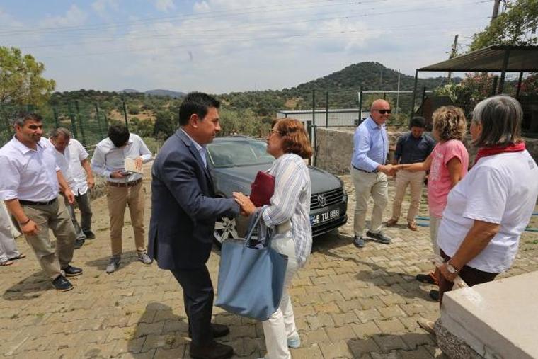 Bodrum Belediye Başkanı Ahmet Aras'tan can dostlara ziyaret