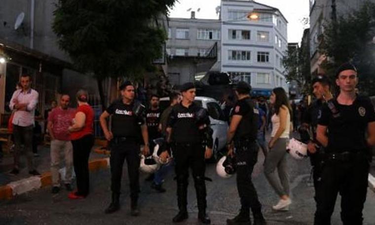 Beyoğlu'nda çocuğa taciz iddiası mahalleliyi sokağa döktü