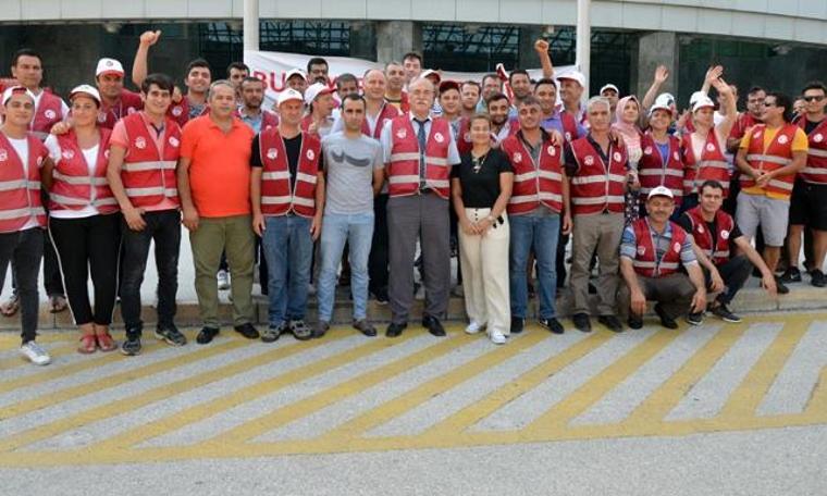 Adana'da otel işçileri grevde