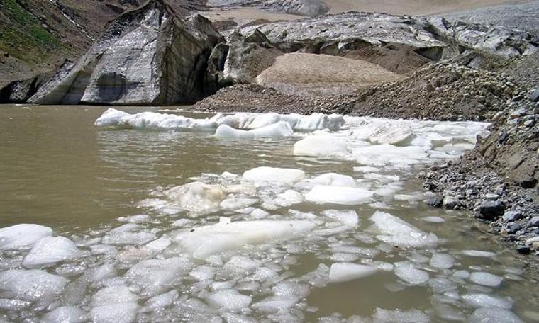 Hakkari'de 20 bin yıllık Cilo buzulları eriyor