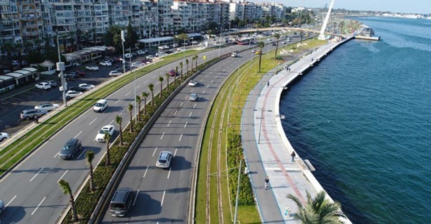 İzmir'de Mayıs ayında 3 bin 691 araç trafiğe kaydedildi