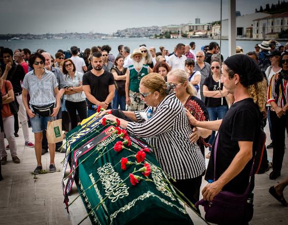 küçük İskender sevenleri tarafından son yolcuğuna uğurlandı (04.07.2019)