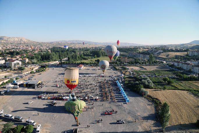 Uluslararası Kapadokya Balon Festivali başladı