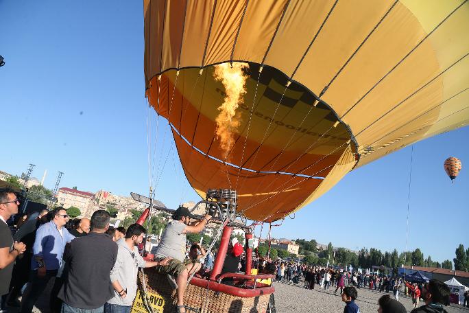 Uluslararası Kapadokya Balon Festivali başladı