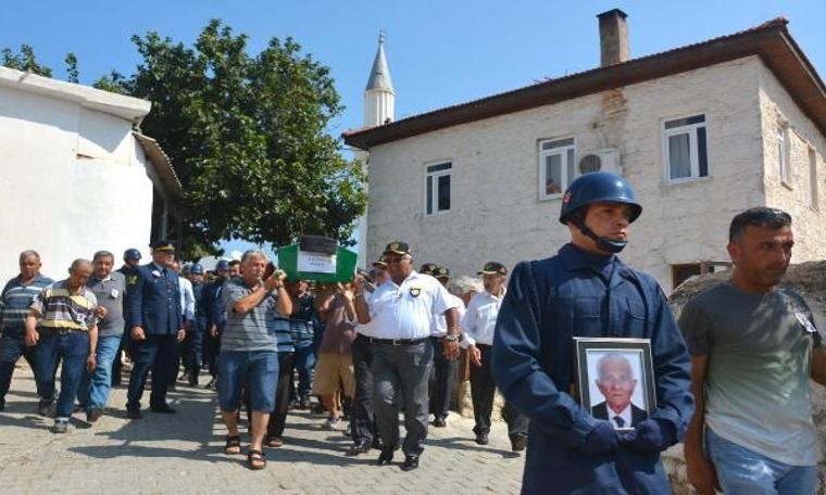 Kore gazisi, askeri törenle son yolculuğa uğurlandı