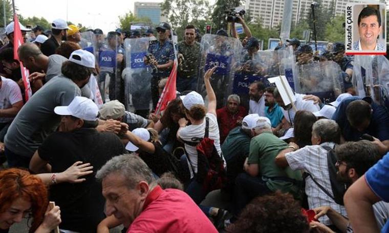 Memura zam yerine biber gazı