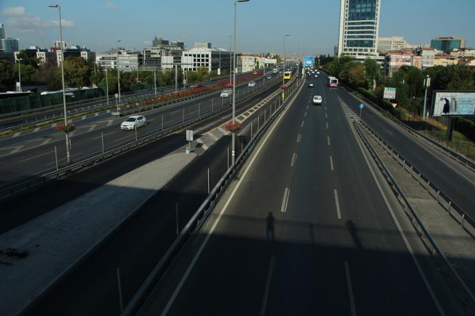 İstanbul'da yollar boş kaldı