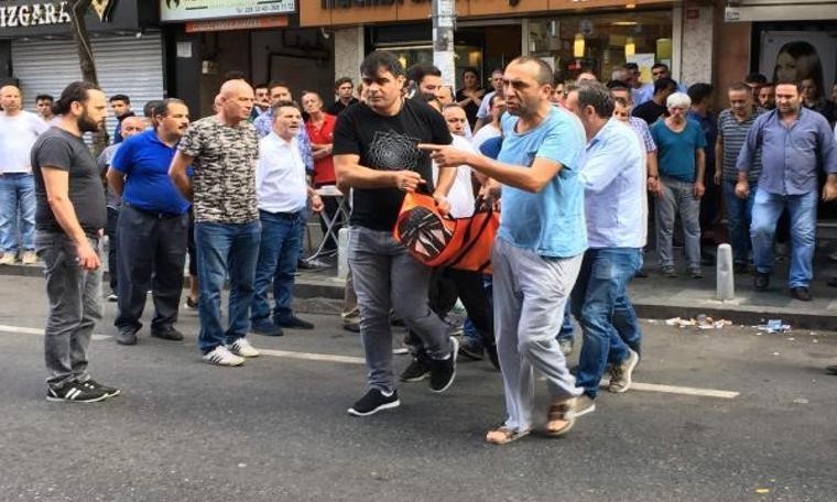 İstanbul'da mahalle bekçisi tartıştığı kişiyi karnından vurdu