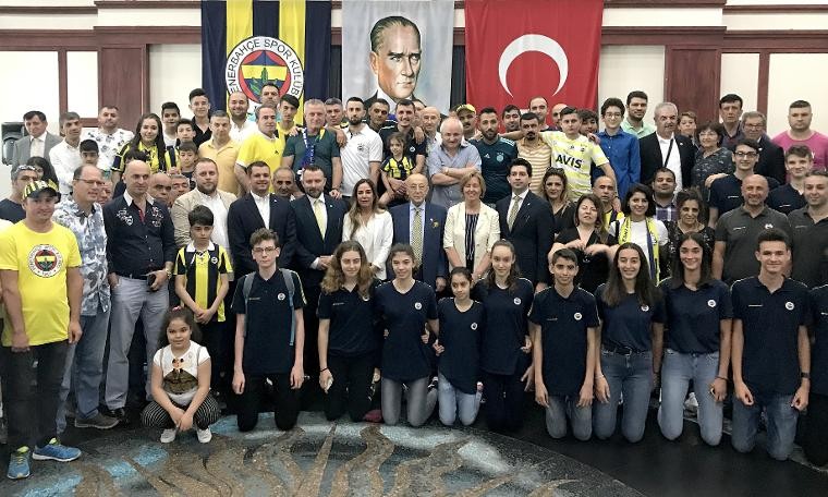 Fenerbahçe'de bayramlaşma töreni yapıldı