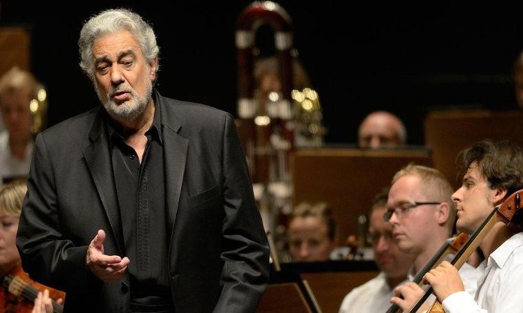 Dünyaca ünlü opera sanatçısı Placido Domingo'ya 9 kadından cinsel taciz suçlaması