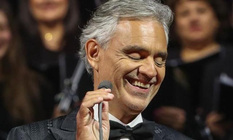 Bocelli’yi evinde dinlemek