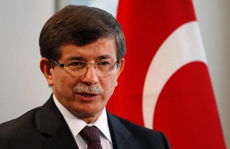 Abdullah Gül ve Ahmet Davutoğlu'ndan operasyonlara tepki