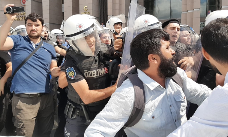 Çağlayan'daki kayyım protestosuna müdahale