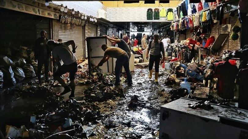 Eminönü alt geçidi esnafı yaralarını sarmaya çalışıyor