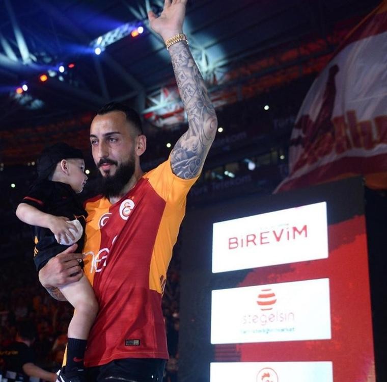 Mitroglou'dan Galatasaray'a veda