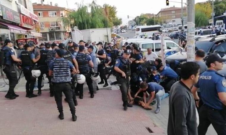 Ankara'da polis müdahalesi: 17 gözaltı