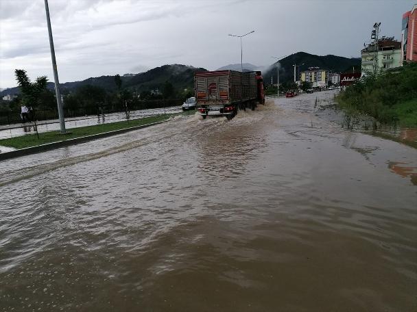 Samsun'da sağanak: 1 kişi yaşamını yitirdi