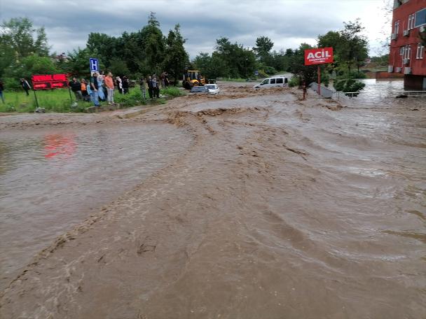 Samsun'da sağanak: 1 kişi yaşamını yitirdi