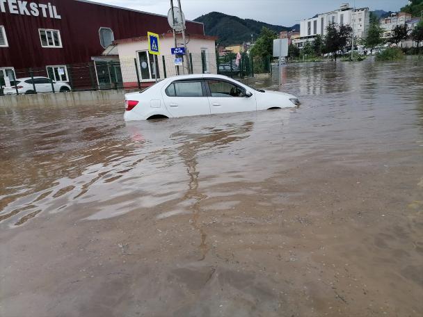 Samsun'da sağanak: 1 kişi yaşamını yitirdi