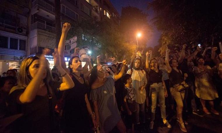 Kadınlar Kadıköy’de isyanda: Ölmek istemiyoruz!