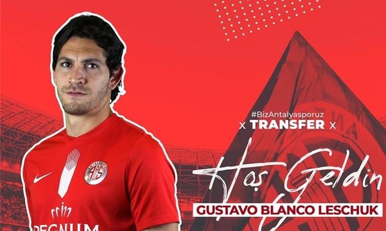 Antalyaspor'un yeni transferi Leschuk imzayı attı