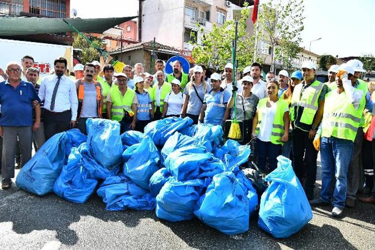 İzmir’de temizlik zamanı