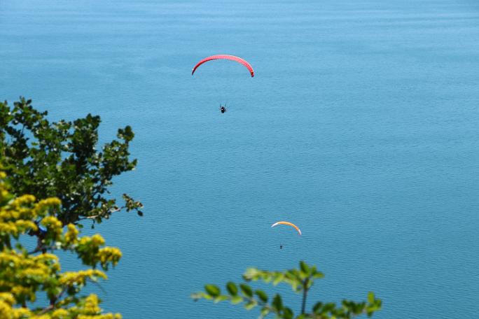 Yamaç paraşütü sporcularının yeni adresi Uçmakdere köyü