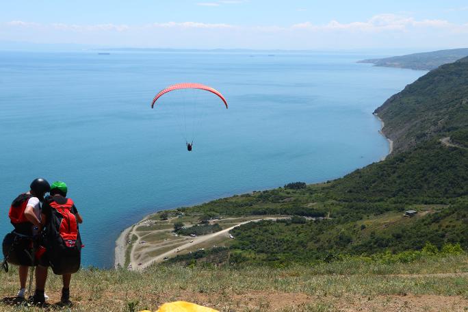 Yamaç paraşütü sporcularının yeni adresi Uçmakdere köyü