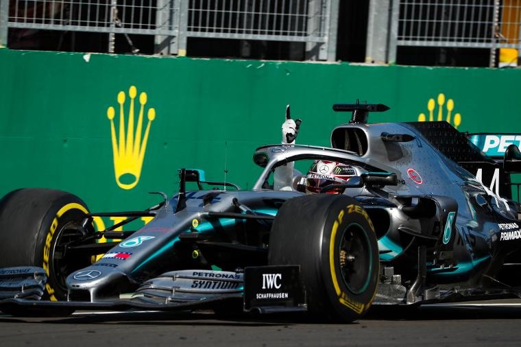 Verstappen başladı Hamilton bitirdi