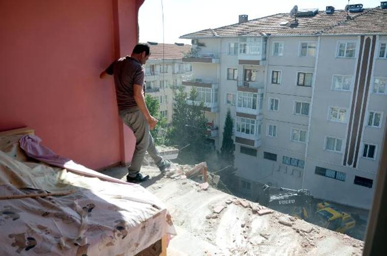 Duvarsız yaşadıklarını böyle öğrendiler