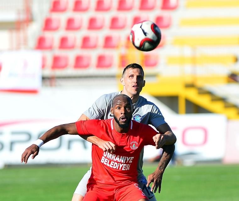 Altay'da Leandrinho tamam