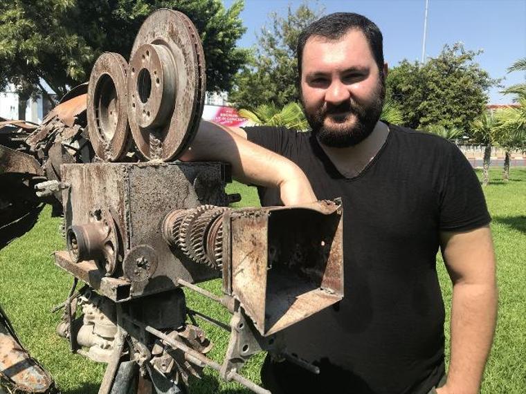 Hollywood'a gidemeyen yönetmenin ödülü kargoyla gelecek