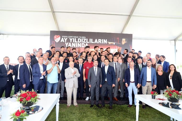 Nihat Özdemir ve A Milli Takım, TFF sponsorları ile buluştu