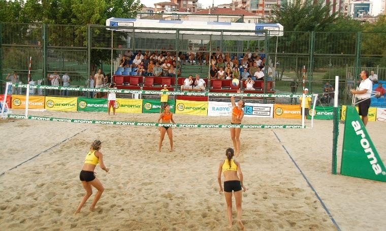 Plajı yok ama plaj voleybolunda 'tek'