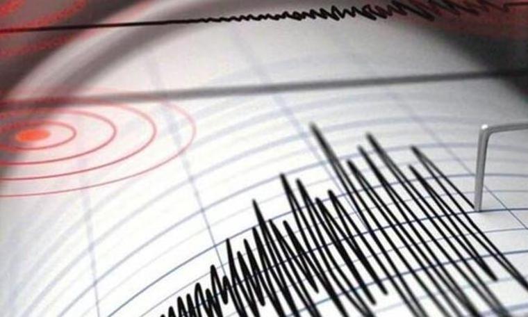 Akdeniz'de 4 şiddetinde deprem