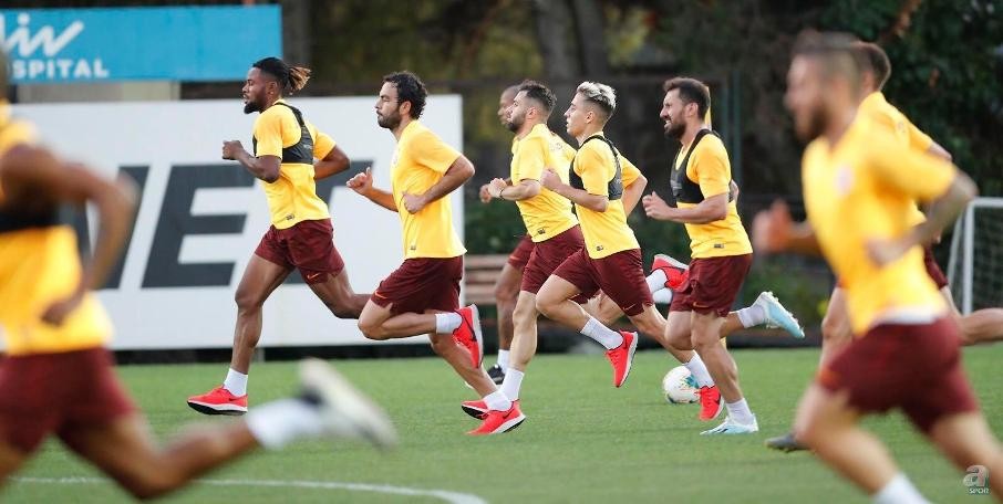 Galatasaray'da forma rekabeti arttı