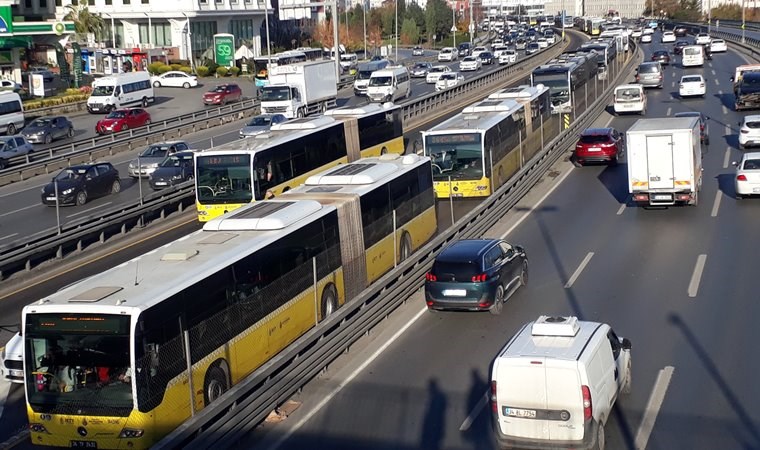 Ekrem İmamoğlu duyurdu: İstanbul'da ücretsiz ulaşımda yeni dönem