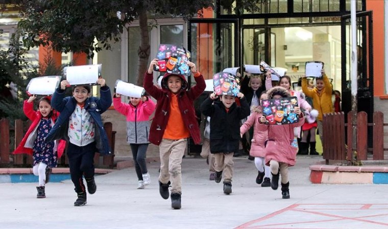 18 milyon öğrencinin yarıyıl tatili başladı