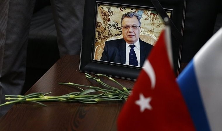 Karlov suikastı davasında sanıkların tutukluluk halleri devam edecek