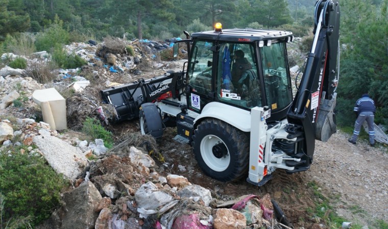 Bodrum'da doğaya atılan 65 ton atık toplandı