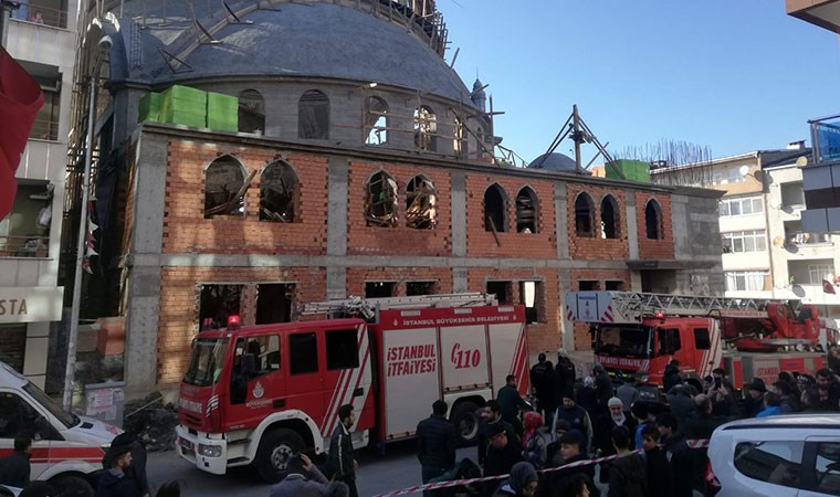 Sultangazi'de cami inşaatında çökme