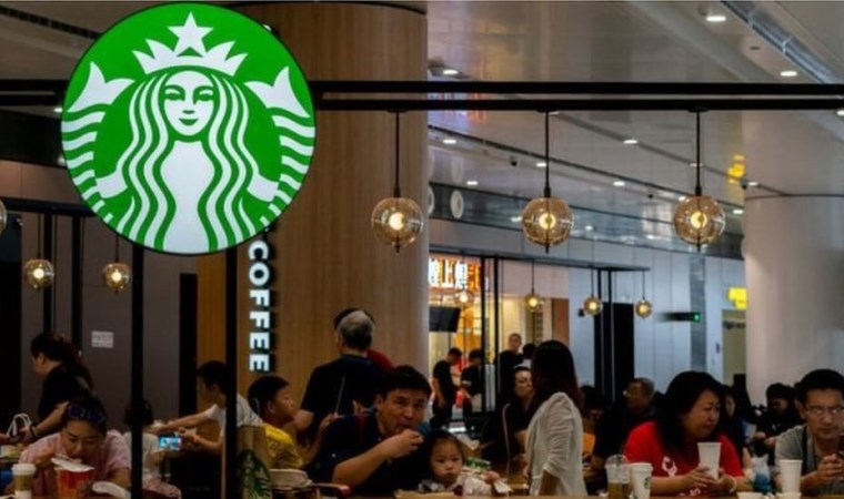 Koronavirüs salgını: Starbucks, Çin'deki 2000 şubesini kapattı