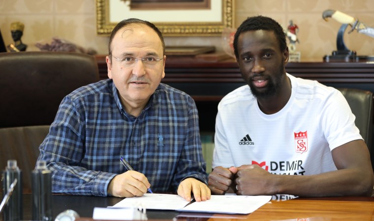 Sivasspor, Samba Camara ile anlaştı