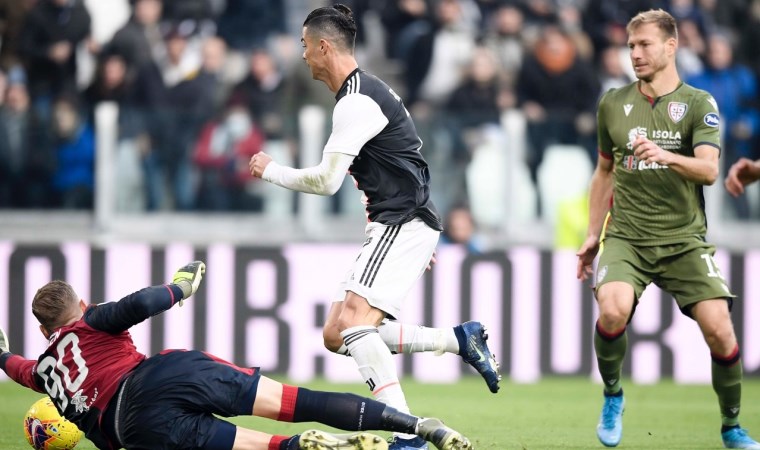 Merih tuttu, Ronaldo attı; Juventus farklı kazandı