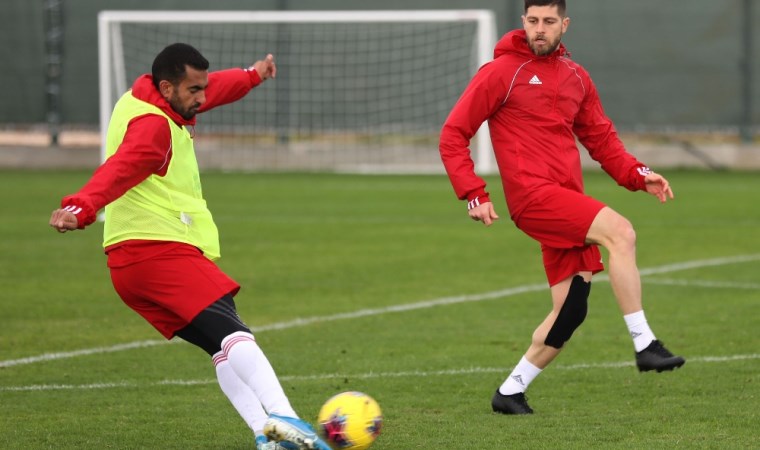 Lider Sivasspor tam gaz çalışıyor