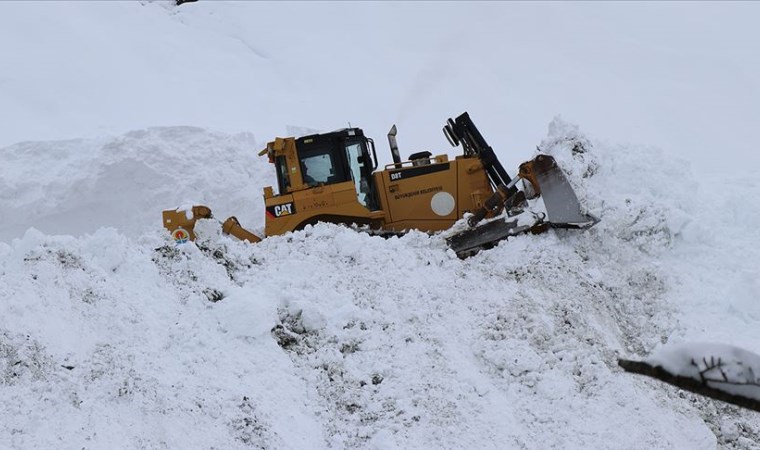 Adana'da çığ altında kalmışlardı: Cansız bedenlere ulaşıldı