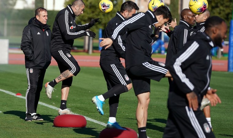 Beşiktaş'ı üzen gelişme; antrenmanda sakatlandı!