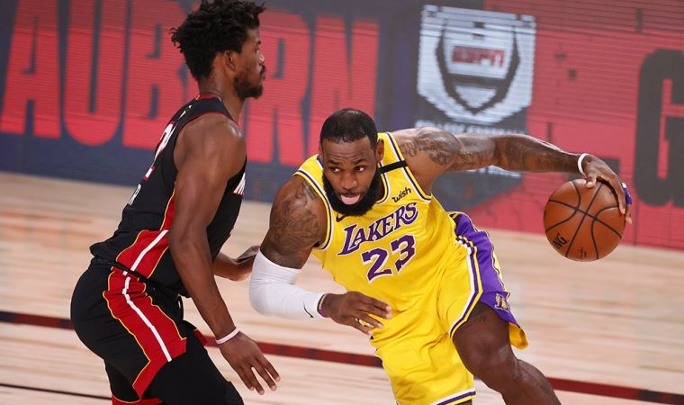 LeBron böyle istedi; Lakers ateşi yaktı