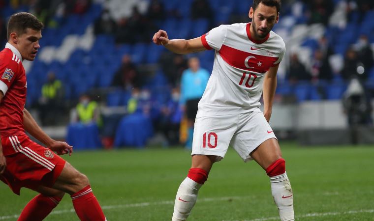 Hakan Çalhanoğlu: Sırbistan'ı yenersek...